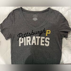 Pittsburgh Pirates women’s t-shirts